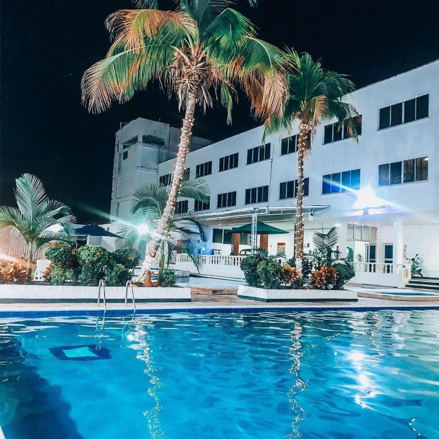 Hotel Mall Santana Del Rio La Dorada Eksteriør bilde
